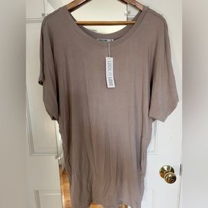 XL Locke & Love Dolman Tee Beige